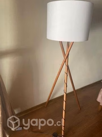 Lampara pie tri madera - Imagen 3