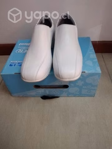 Zapato clinico hombre marca calper nuevo