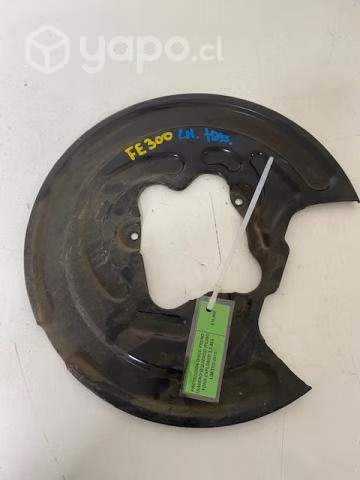 Proteccion disco freno trasero izquierdo (FE300)
