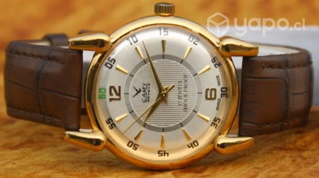 Fino reloj CAMY enchapado como nuevo