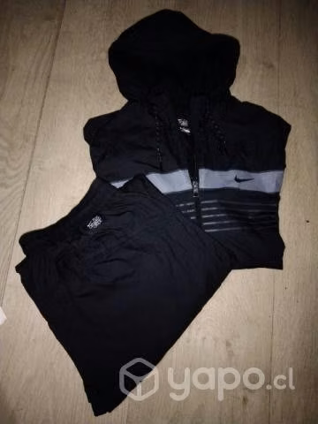 Buzo NIKE
