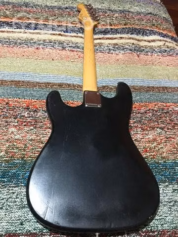 Guitarra eléctrica Squier bullet