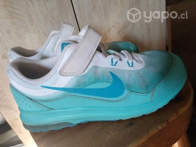 Zapatillas número 34 - Imagen 2