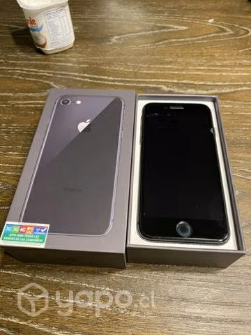 Iphone 8 64GB / sin cargador