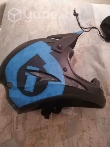 Casco sixsixone xl