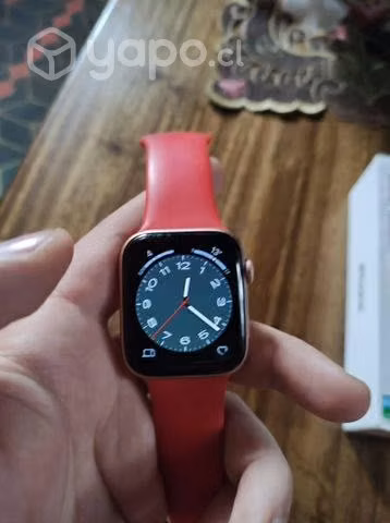 En venta Apple Watch Series 5 Cómo nuevo impecable