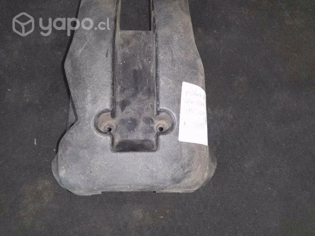 Moldura cubre chapa l200 2017
