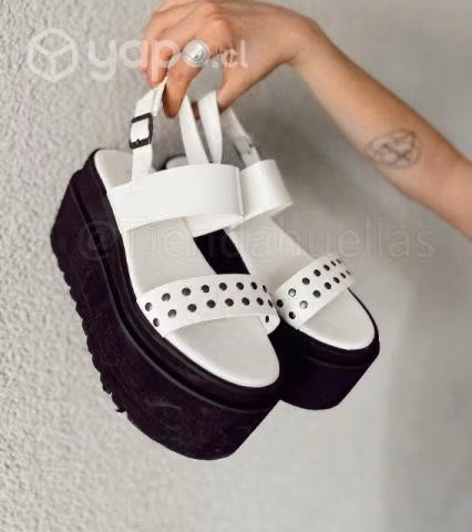 Sandalias nuevas - Imagen 2