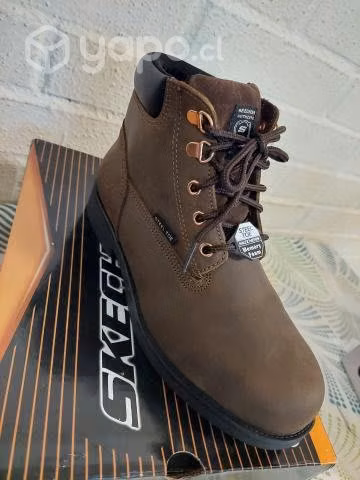 Bototo de seguridad skechers