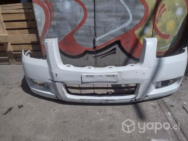 Parachoque del mazda bt - Imagen 8