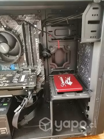 Pc gamer ryzen 5-1600, 16gb ram, semi nuevo