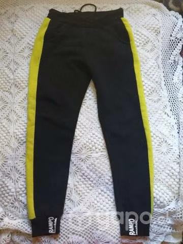 Buzo entero talla 12(Melipilla) - Imagen 2