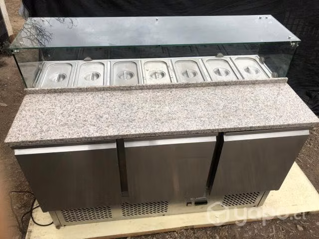 MESÓN REFRIGERADO -CALVAC 7 Depósitos. IMPECABLE