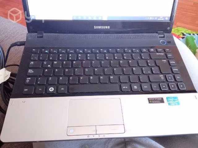 Notebook Samsung NP300E4A