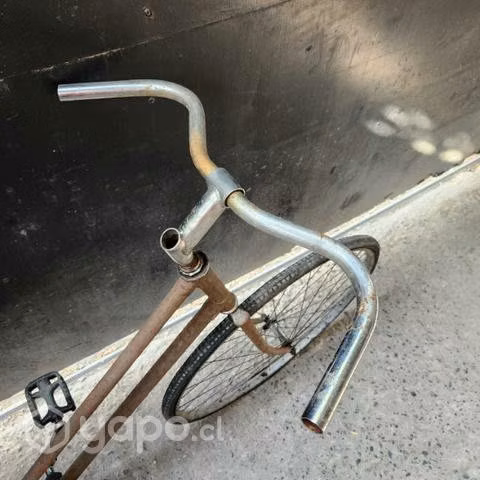 Bicicleta antigua de los 80 aro 28 unión revocado