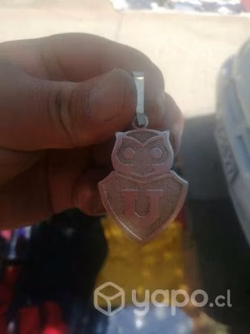 Anillo de plata con oro y colgante de la U