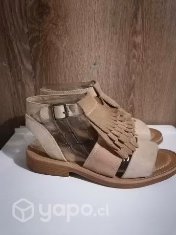 Sandalias Cat