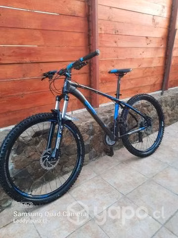 Bicicleta Jeep con muchos extras