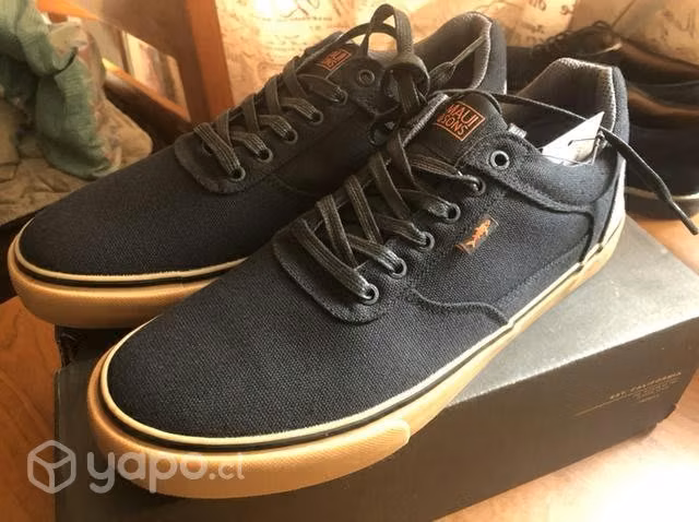 Zapatillas Nuevas talla 42