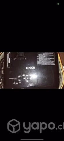 Proyector epson s 31+ solo usado en algunas clases