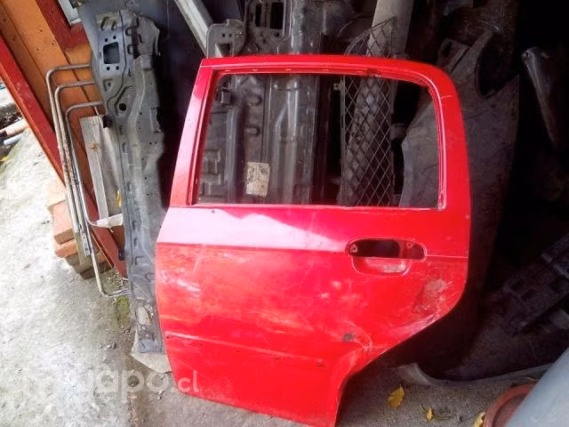 Puerta trasera lh hyundai getz 2010