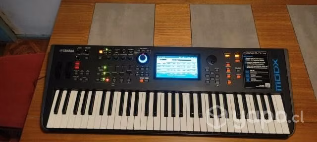 Sintetizador Yamaha MODX 6