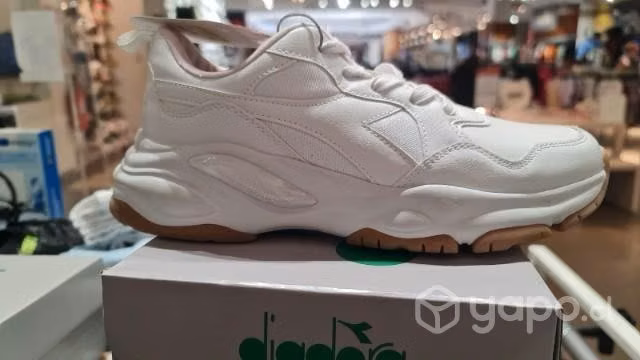 Zapatillas diadoras
