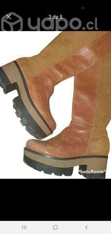 Botas de cuero cafes en excelente estado - Imagen 3
