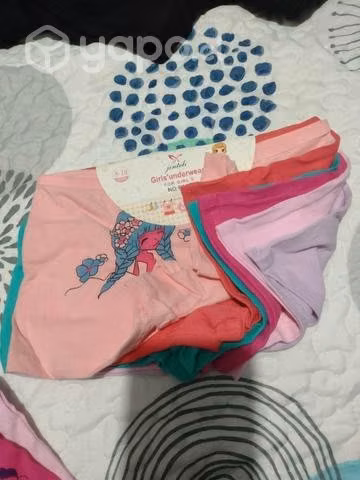 Jeans Dama y ropa interior para niñas