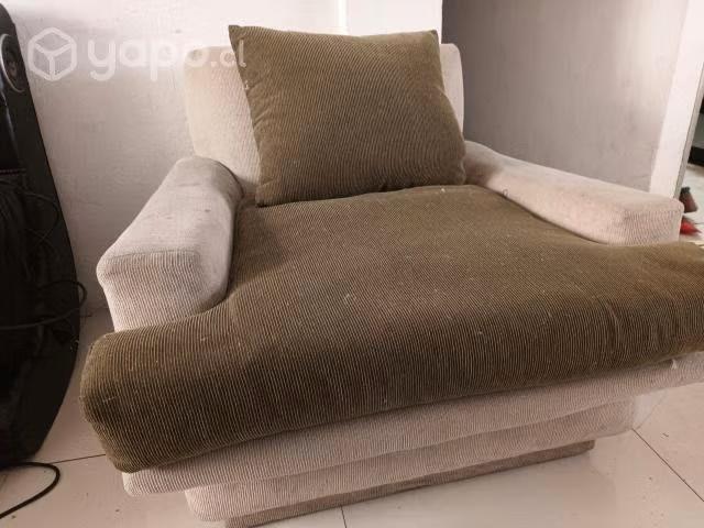 Se vende juego de sillón de madera usado - Imagen 2