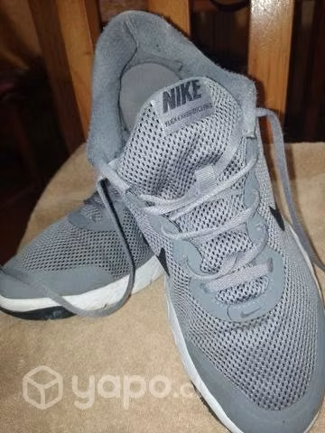 Zapatillas Nike original talla 43