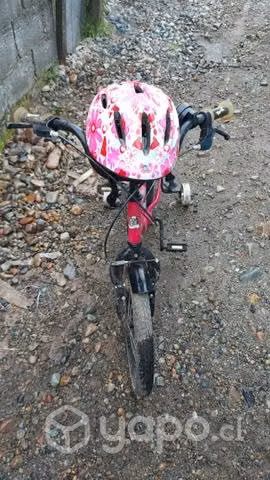 Biicleta con casco - Imagen 2