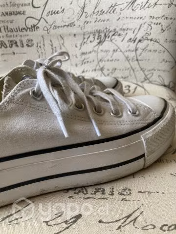 Converse,buen estado y a muy buen precio
