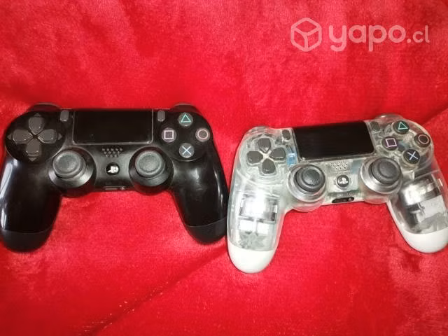 Play st 4 de 1TB con sus 2 controles y juego.