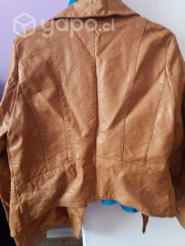 Chaqueta ecocuero nueva - Imagen 2