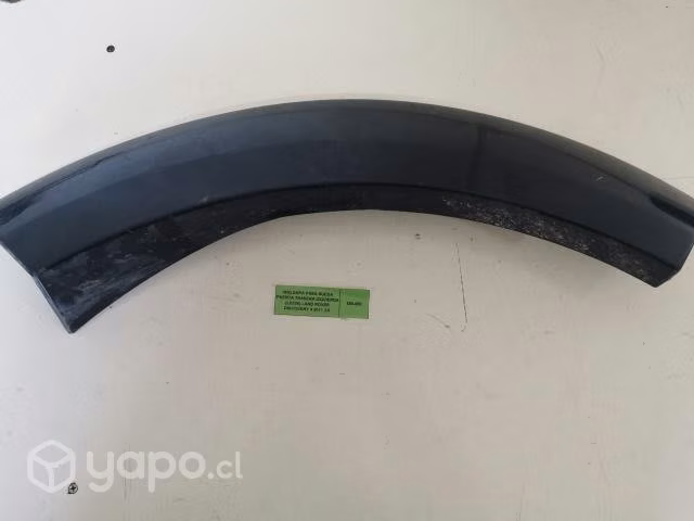 Moldura Pasa Rueda Puerta Trasera Izquierda (LD256