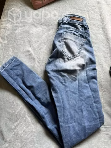 Lote de ropa - Imagen 2