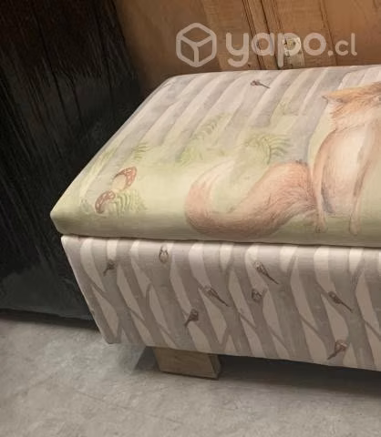 Baul - Banqueta de tela acolchada y patas de mader - Imagen 3