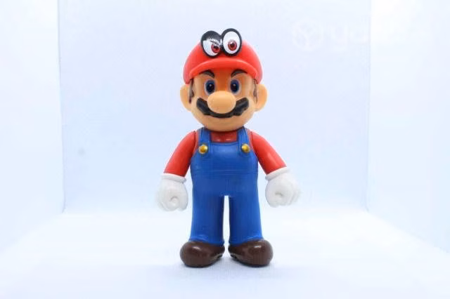 Mario Bros Figura Mario Cappy Rojo 10 cm