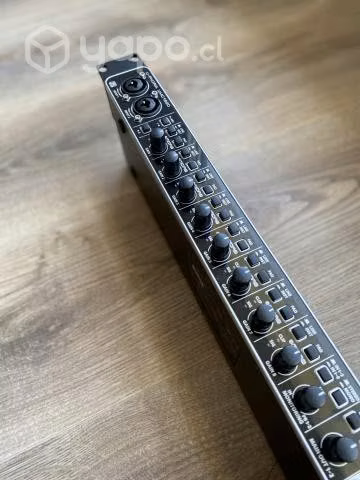 Interfaz de Audio UMC 1820