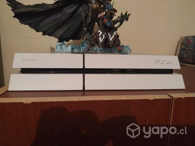 Playstation 4, 2 juegos, 4 joystick