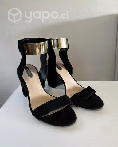 Tacones zara
