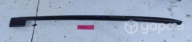 Moldura Izquierda Parabrisas (HCR048) Honda CRV 20