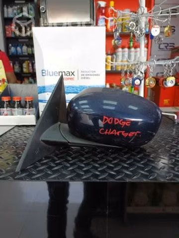 Espejo izquierdo dodge charger usado
