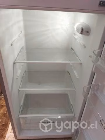 Refrigerador Midea Funcionando
