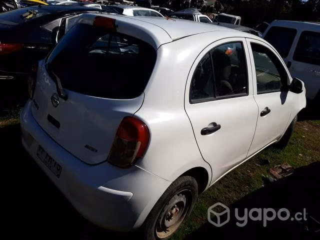 Portalon nissan march 2014