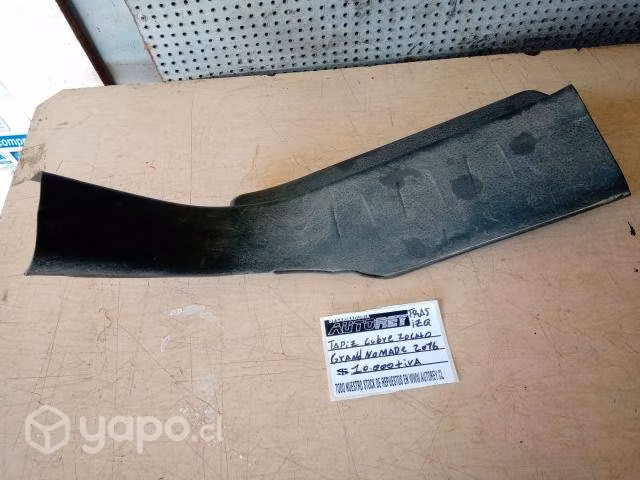 Cubre zocalo trasero izquierdo Suzuki Grand Nomad