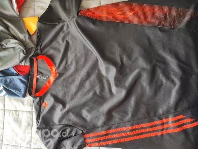 Poleras deportivas usadas - Imagen 6
