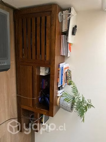 Precioso Rack TV madera