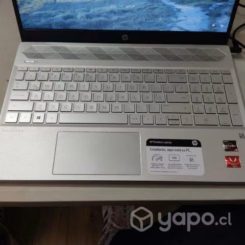 Notebook HP pavillion ryzen 3 12 GB de ram - Imagen 4